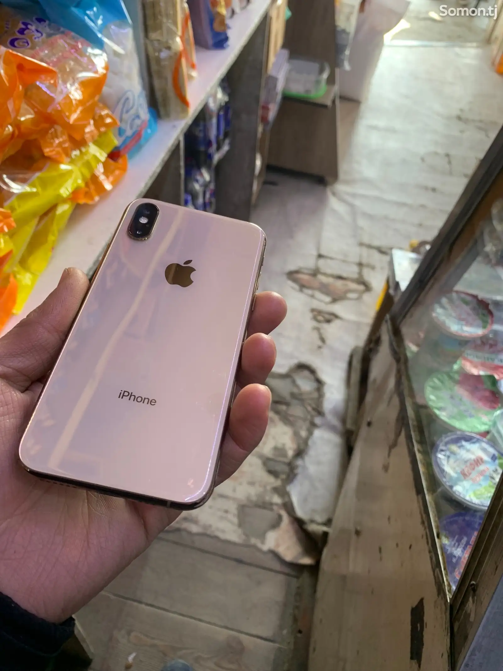 Apple iPhone Xs, 256 gb, Gold-1