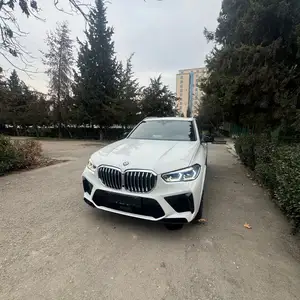 BMW X5, 2022