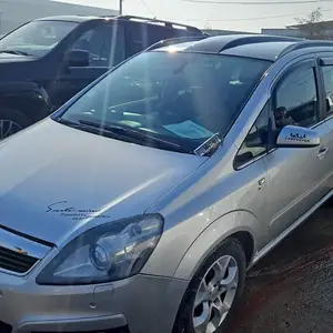 Opel Zafira, 2006