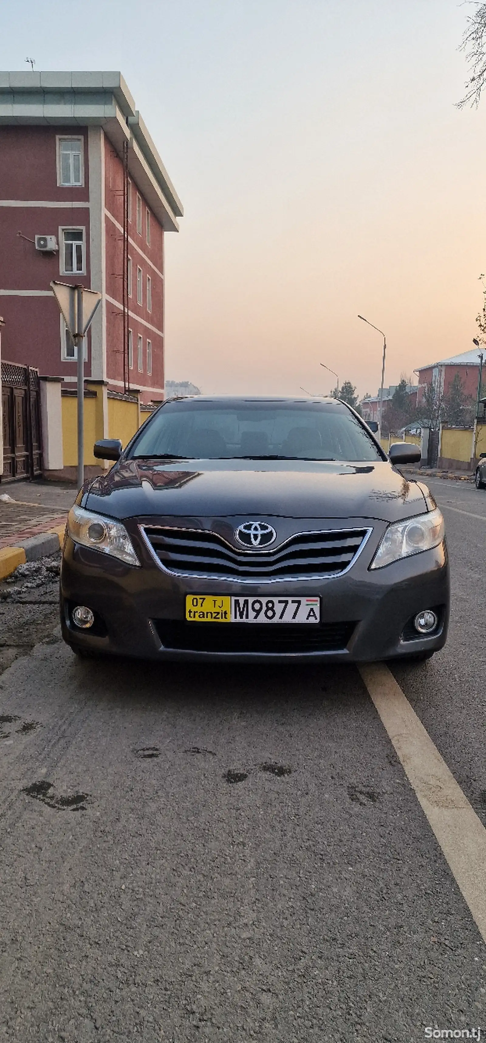 Toyota Camry, 2011-1