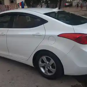 Hyundai Elantra, 2014