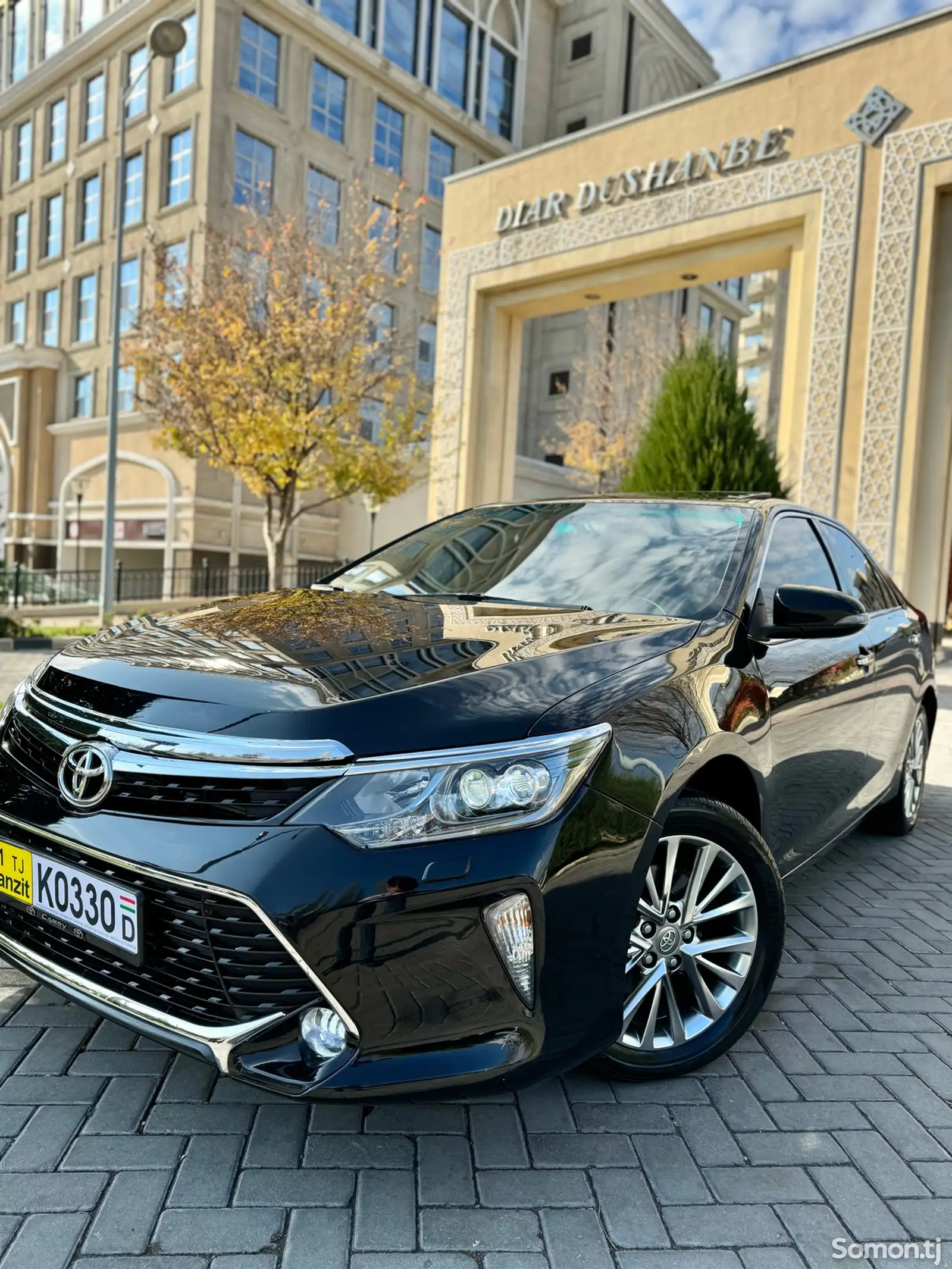 Toyota Camry, 2016-1