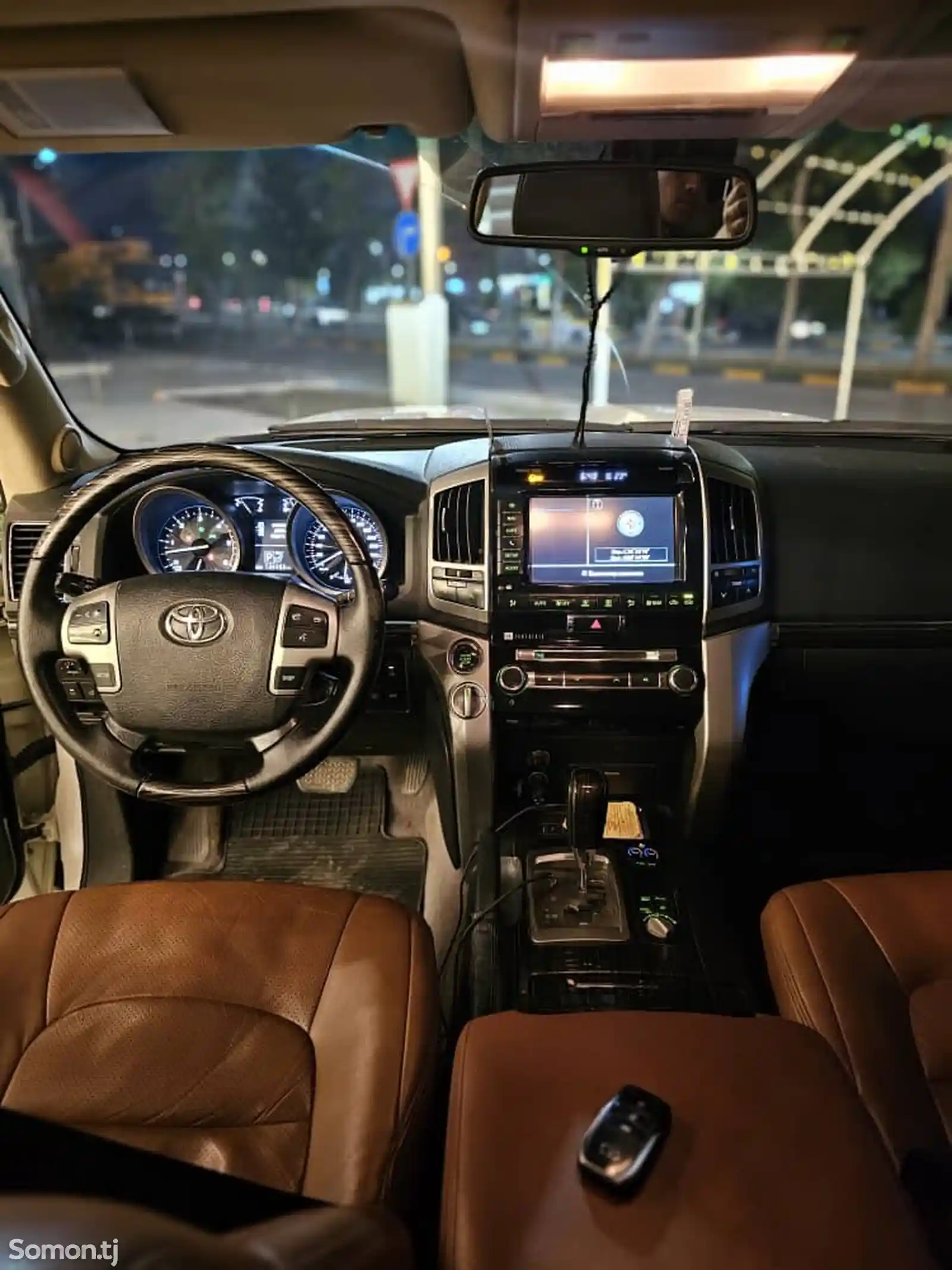 Toyota Land Cruiser, 2016-4