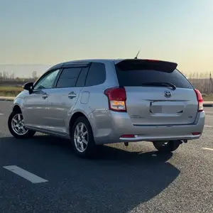 Toyota Fielder, 2014