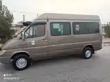 Mercedes benz sprinter-2