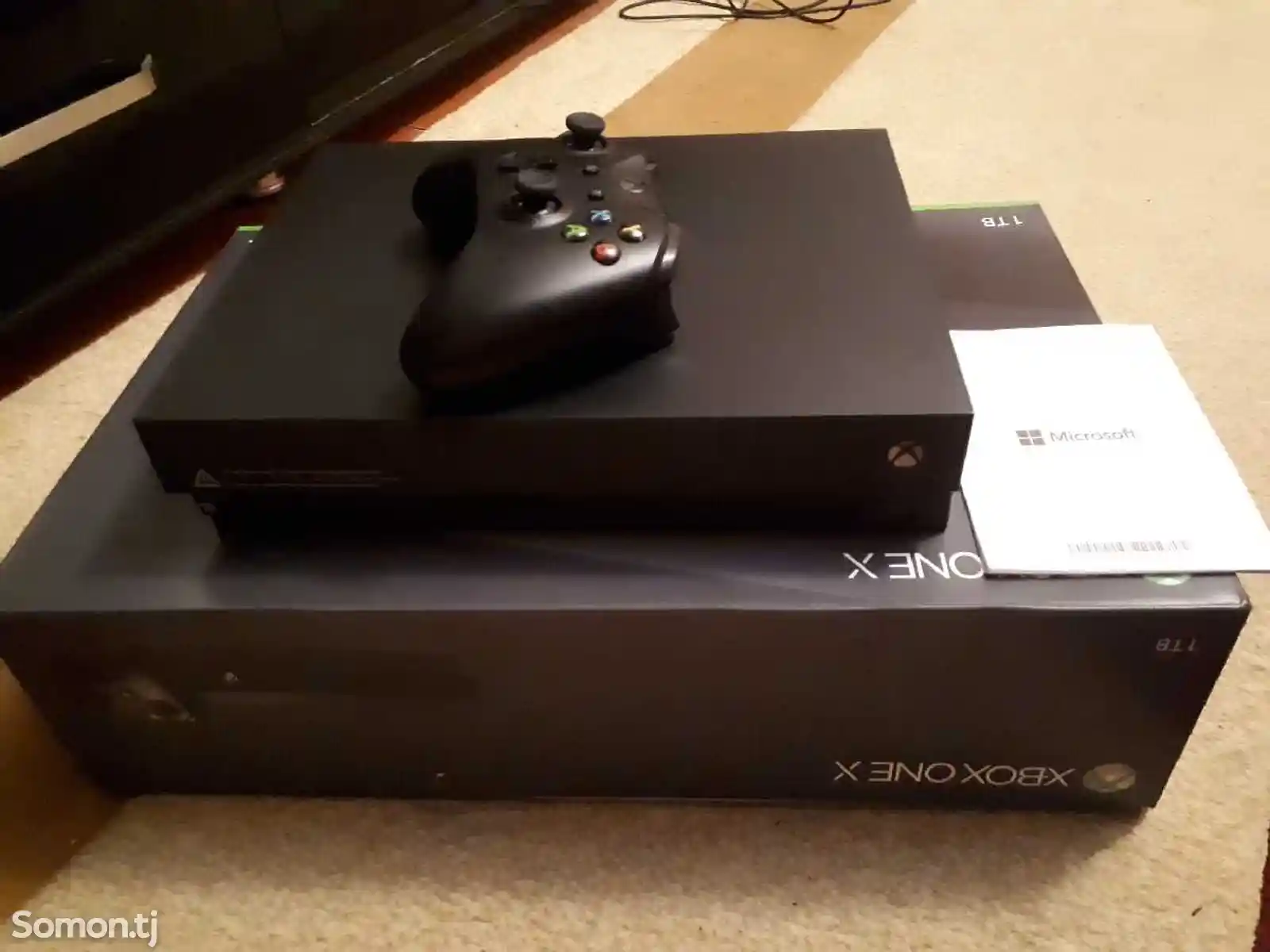 Игровая приставка Xbox One X 4K 1Tb-2