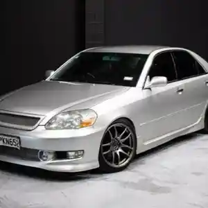 Лобовое стекло Toyota Mark 2 2003