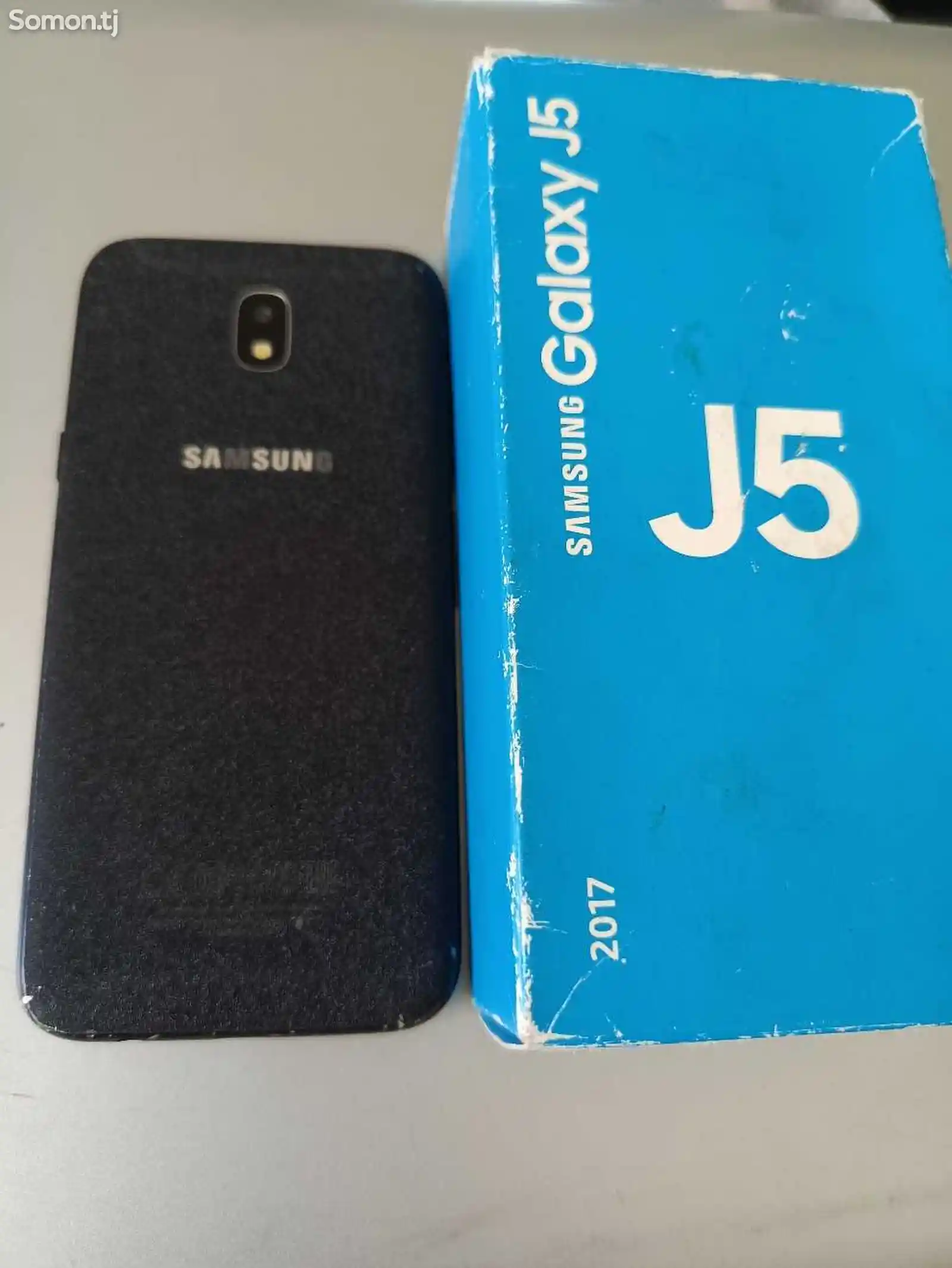Samsung Galaxy J5-1