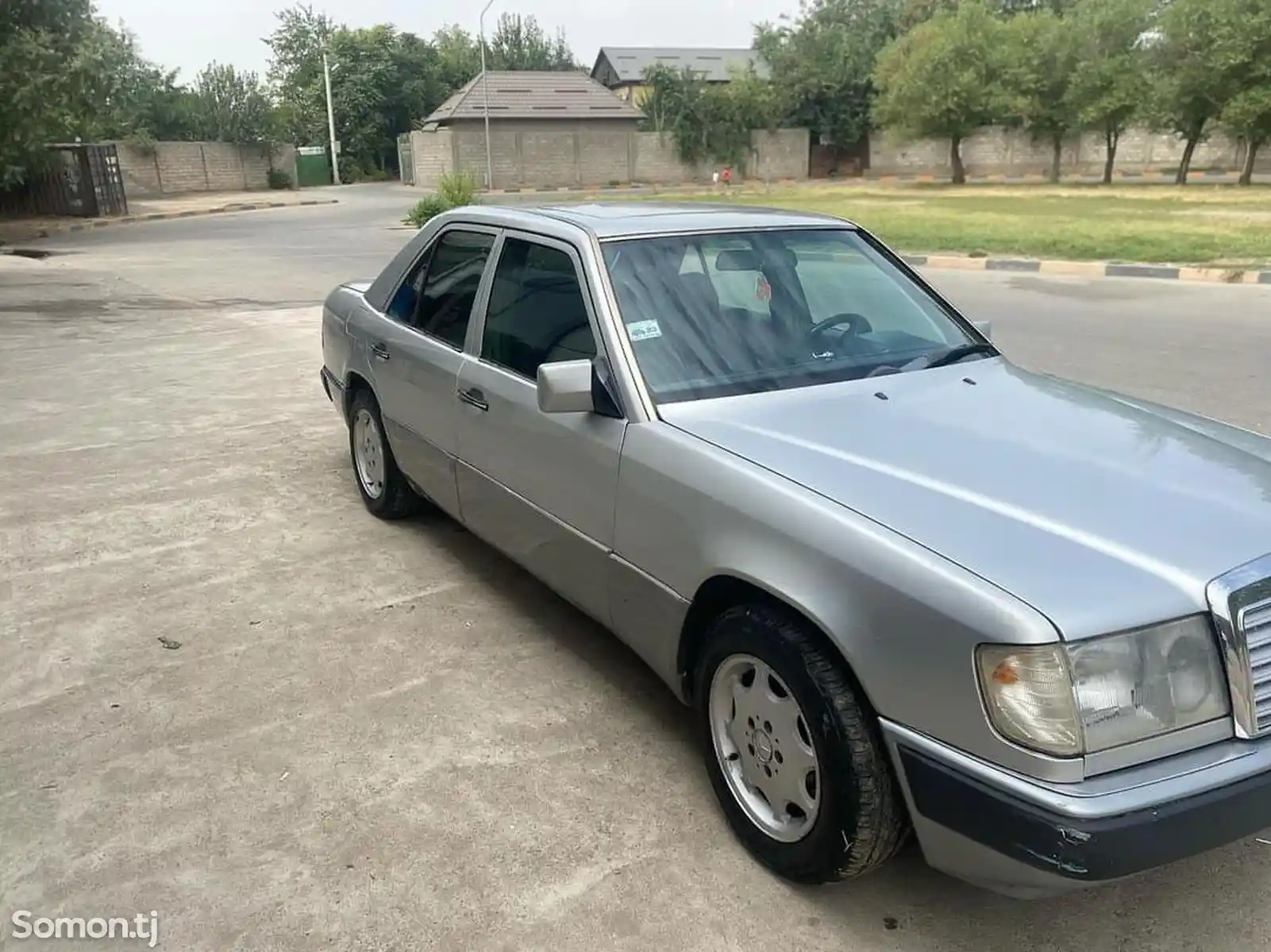 Mercedes-Benz E class, 1993-1