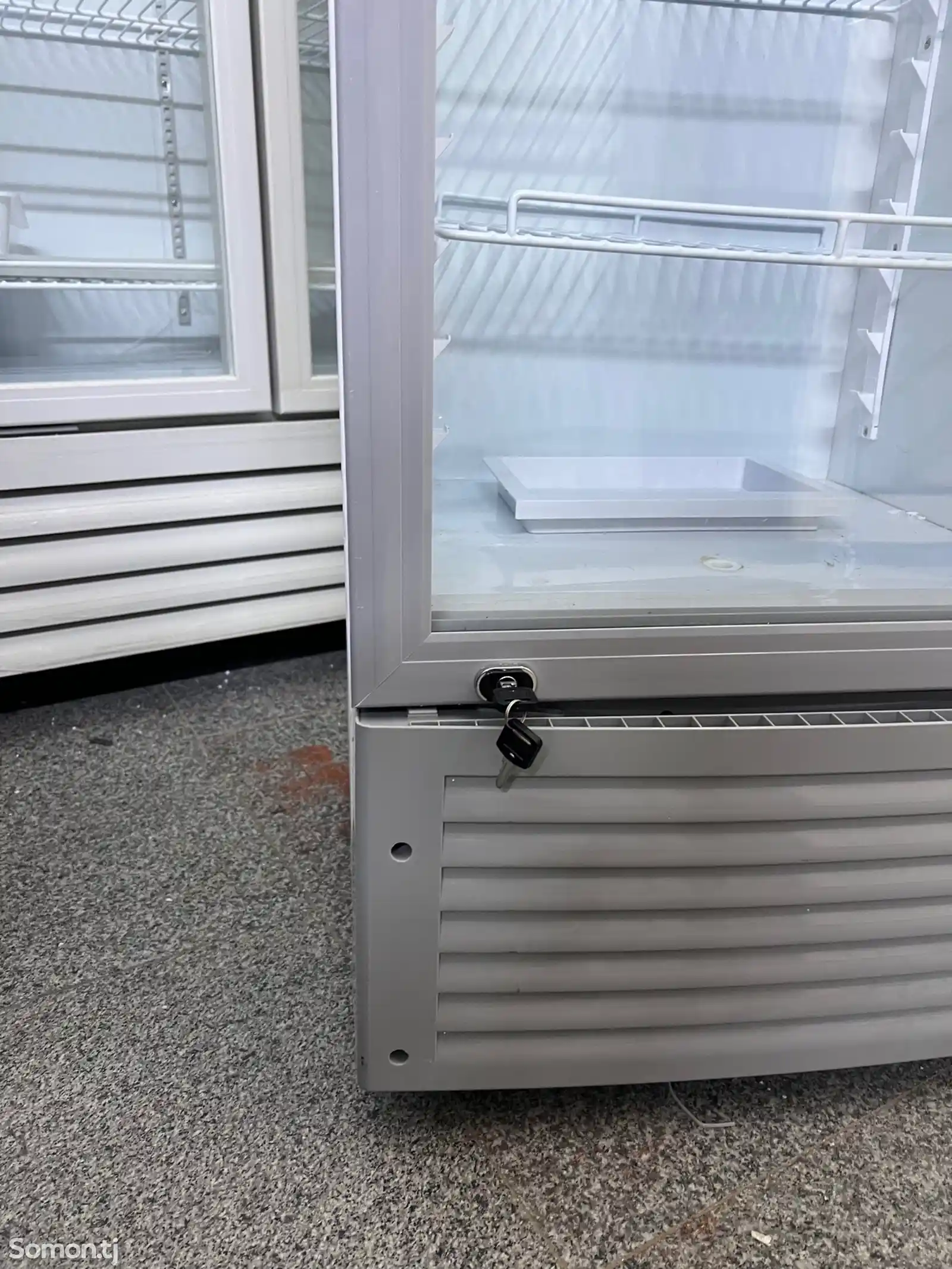 Холодильная витрина-4