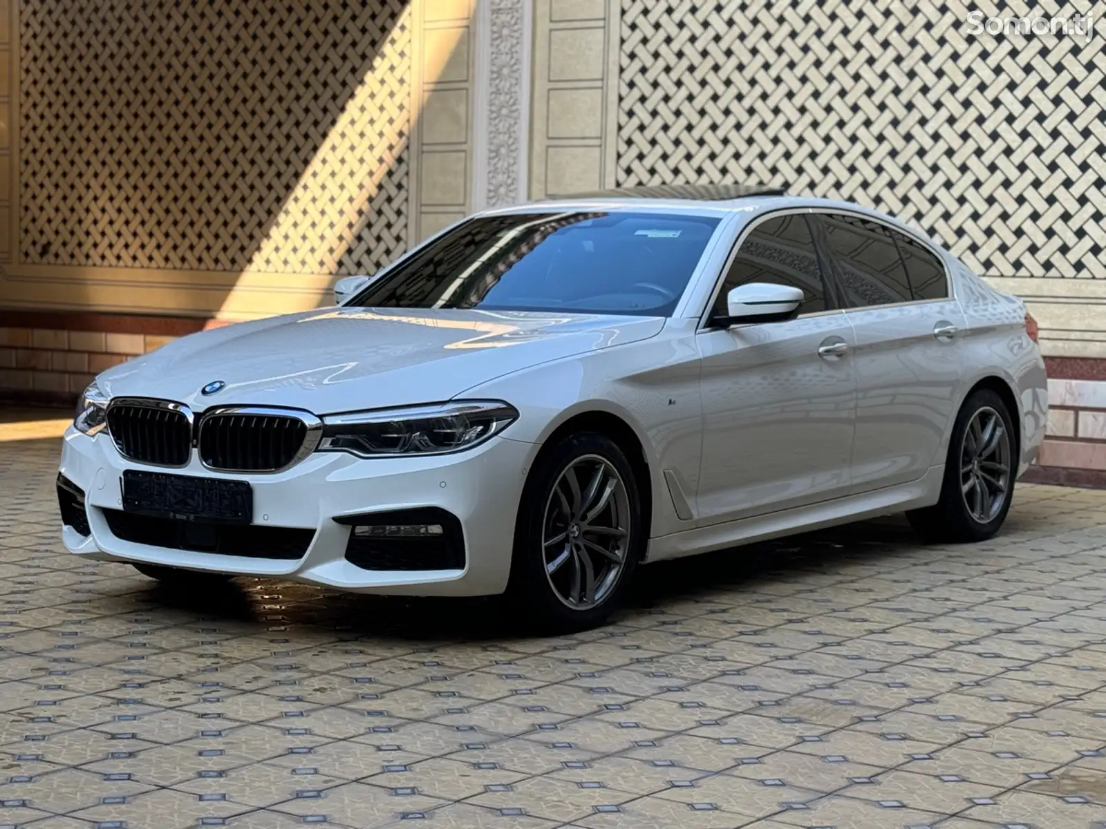 BMW 5 series, 2018-1