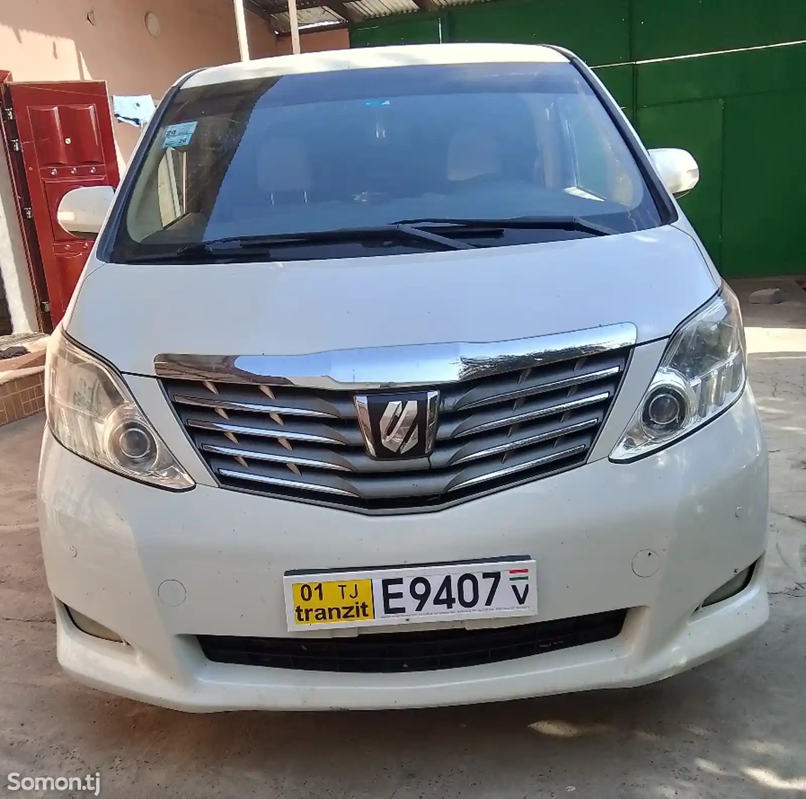 Toyota Alphard, 2009-12