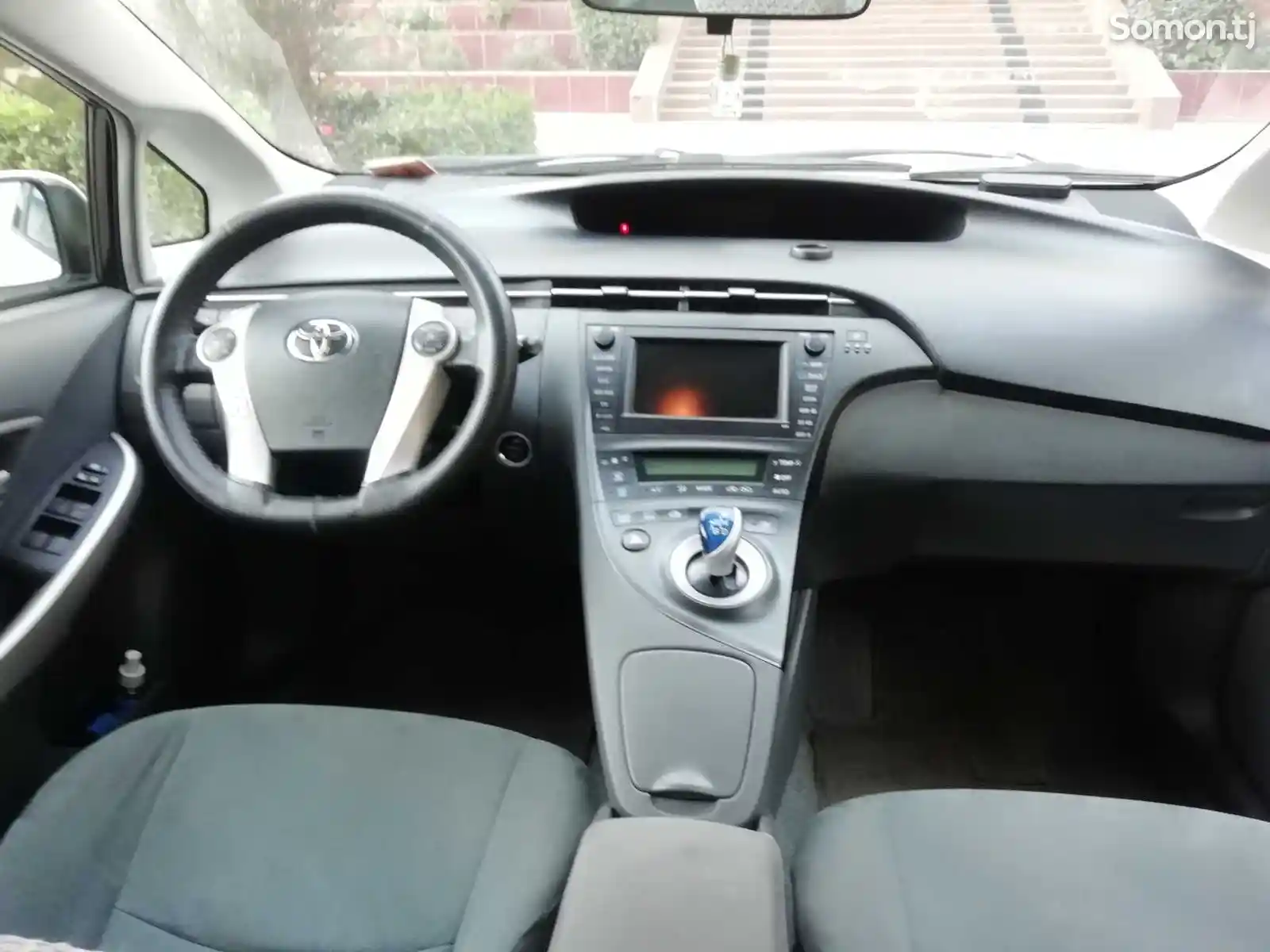 Toyota Prius, 2011-8