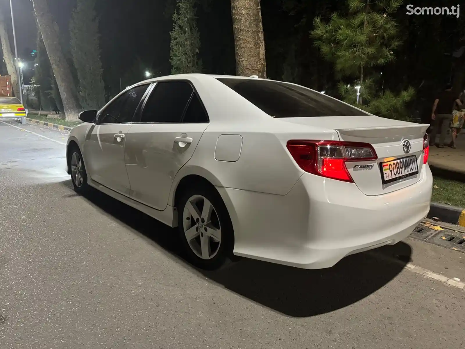 Toyota Camry, 2014-5