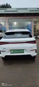 BYD E2, 2023-4