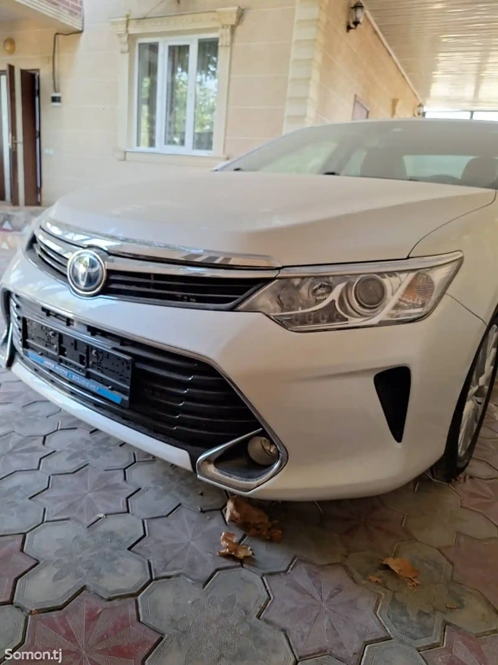 Toyota Camry, 2017-1