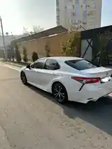 Toyota Camry, 2018-3