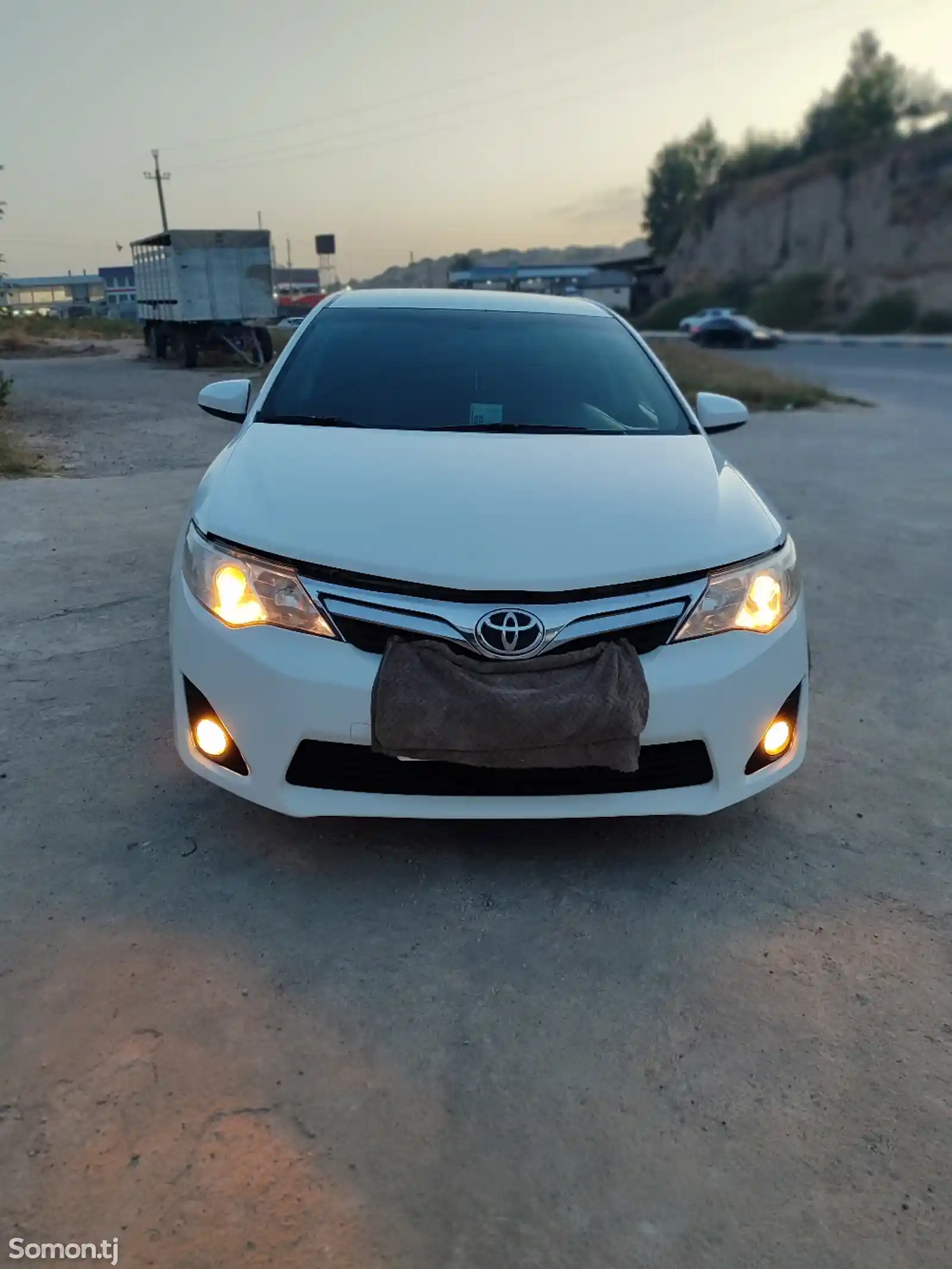 Toyota Camry, 2013-6