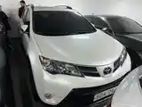 Toyota RAV 4, 2015-4