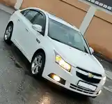 Chevrolet Cruze, 2010-8