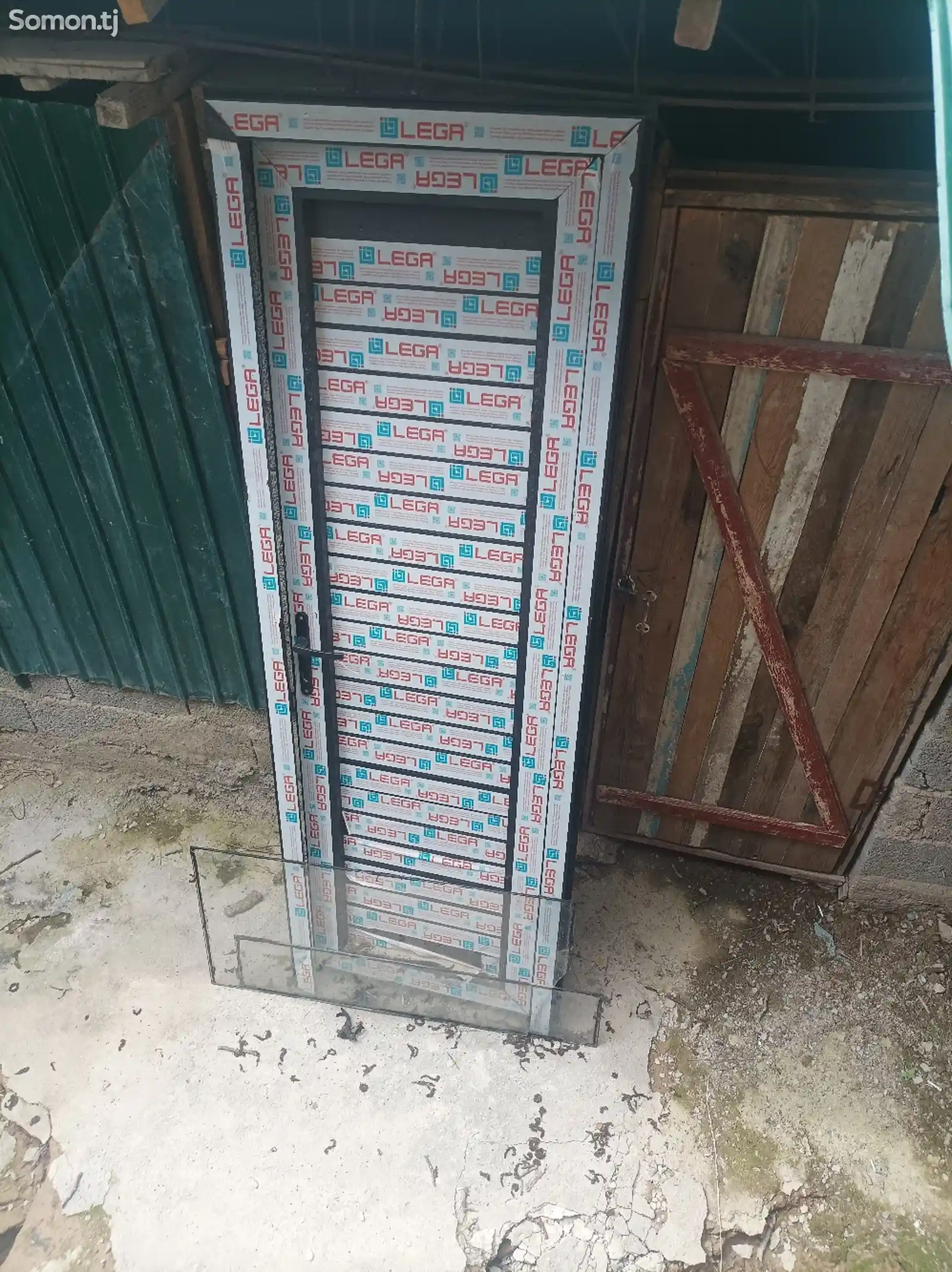 Дверь алюминиевая-4