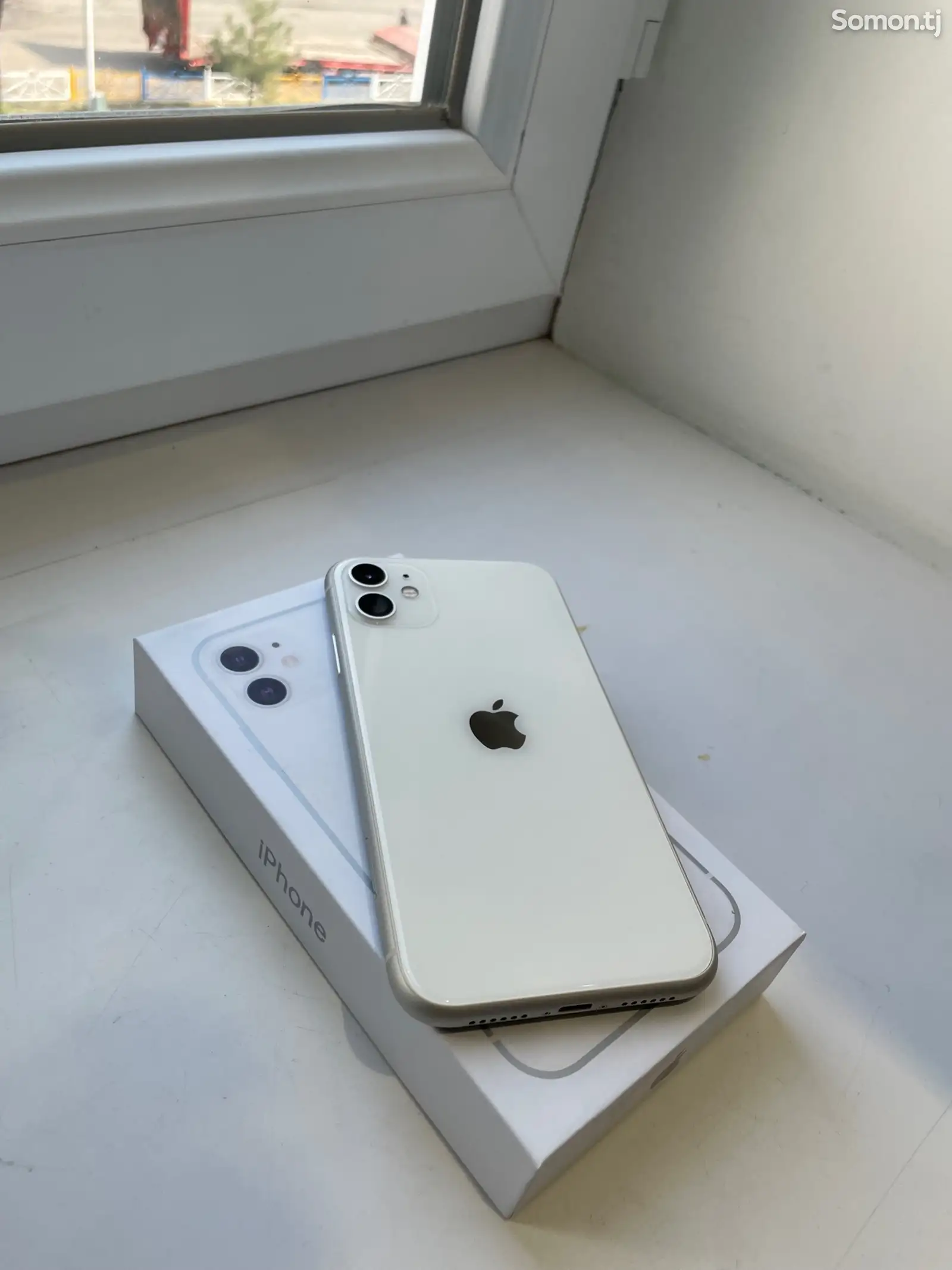 Apple iPhone 11, 64 gb, White-1