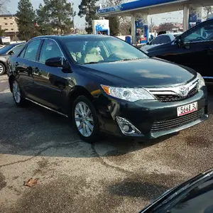 Toyota Camry, 2014