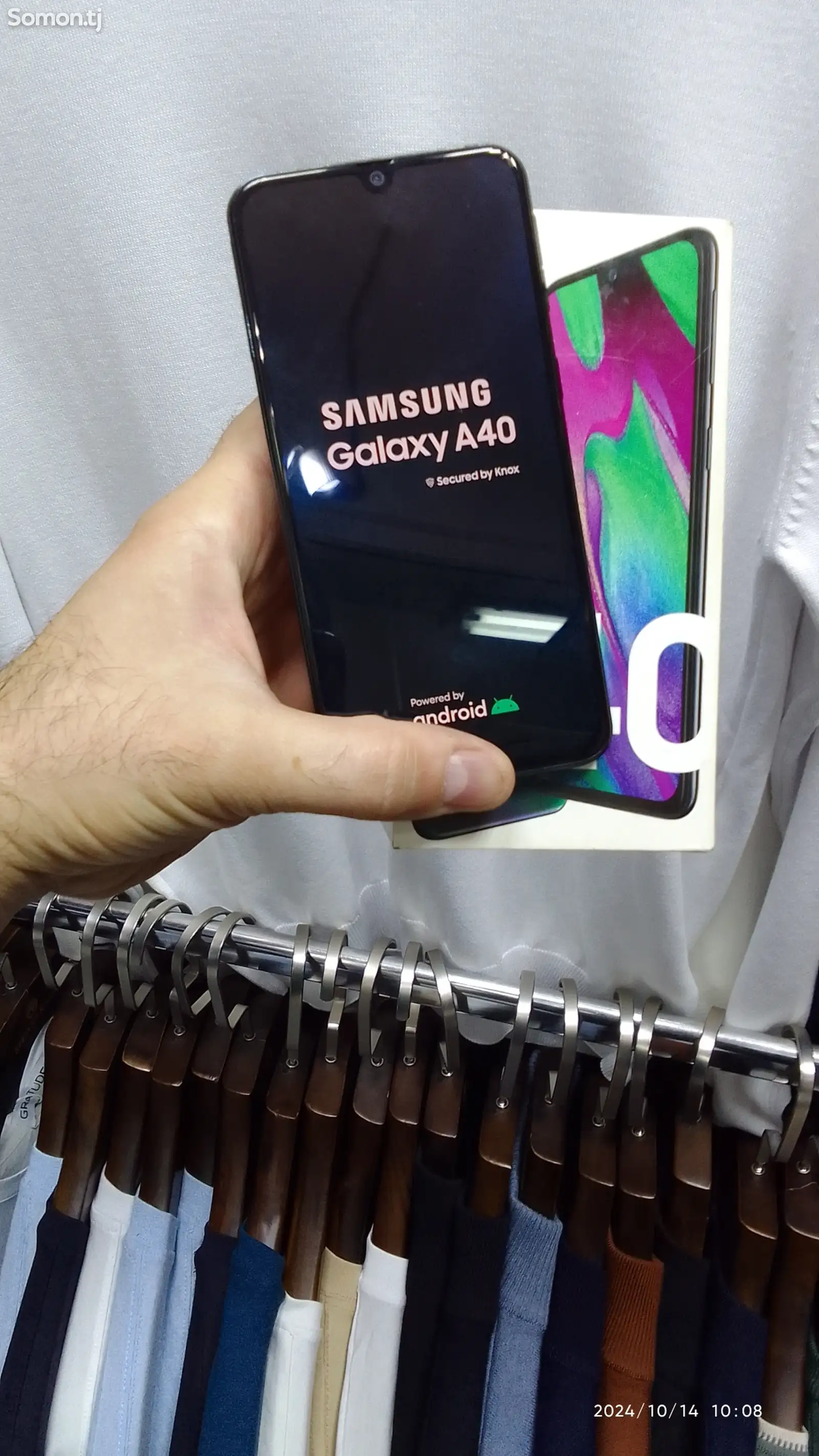 Samsung Galaxy a40 64gb-1