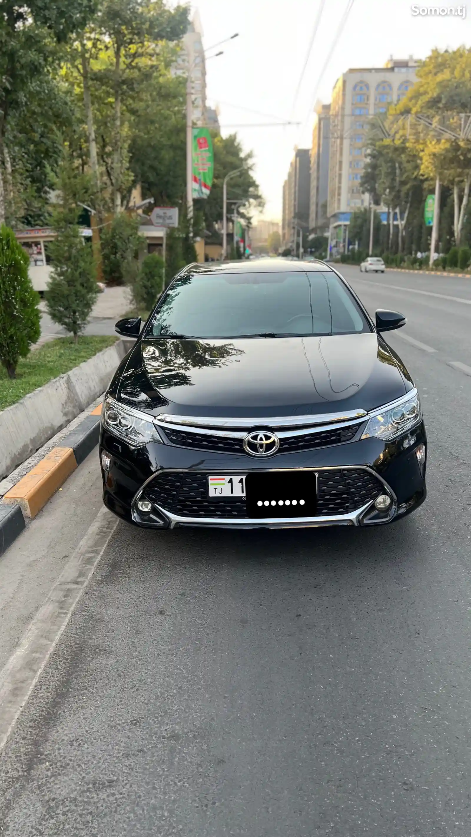 Toyota Camry, 2017-1