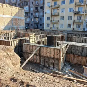 1-комн. квартира, Цокольный этаж, 65 м², 8 мкр