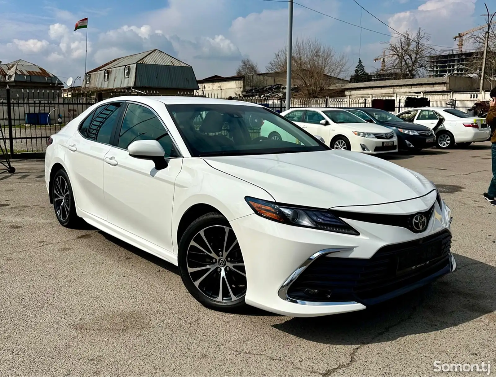 Toyota Camry, 2018-1