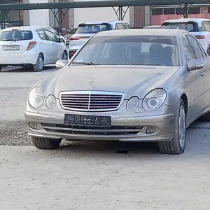 Mercedes-Benz E class, 2010