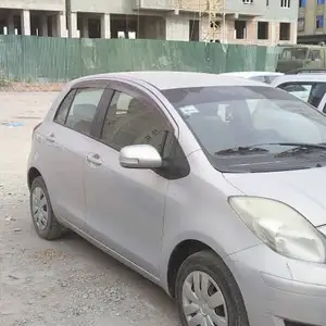 Toyota Vitz, 2010