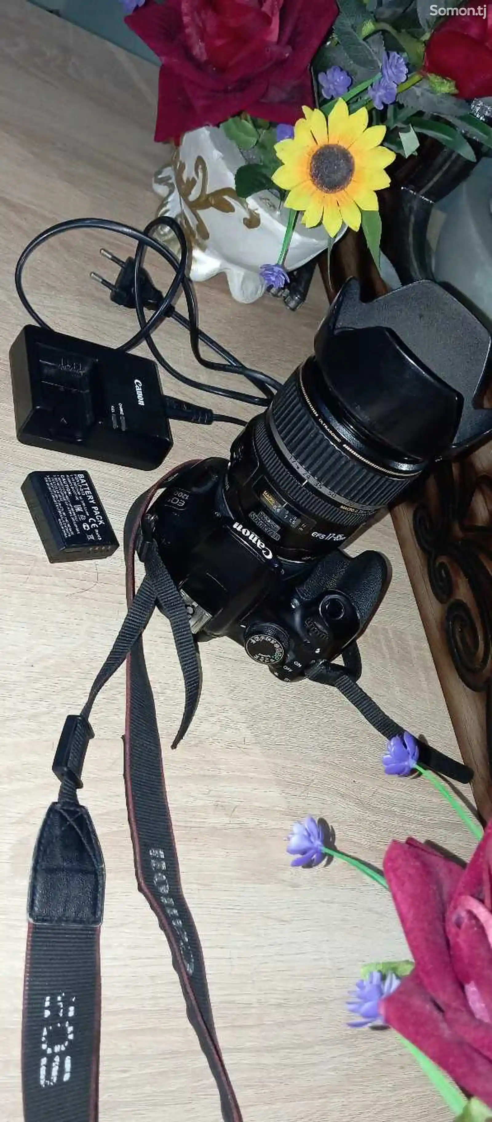 Видеокамера Canon 1200D-2