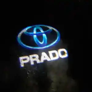Подсветка дверей с логотипом Toyora Prado