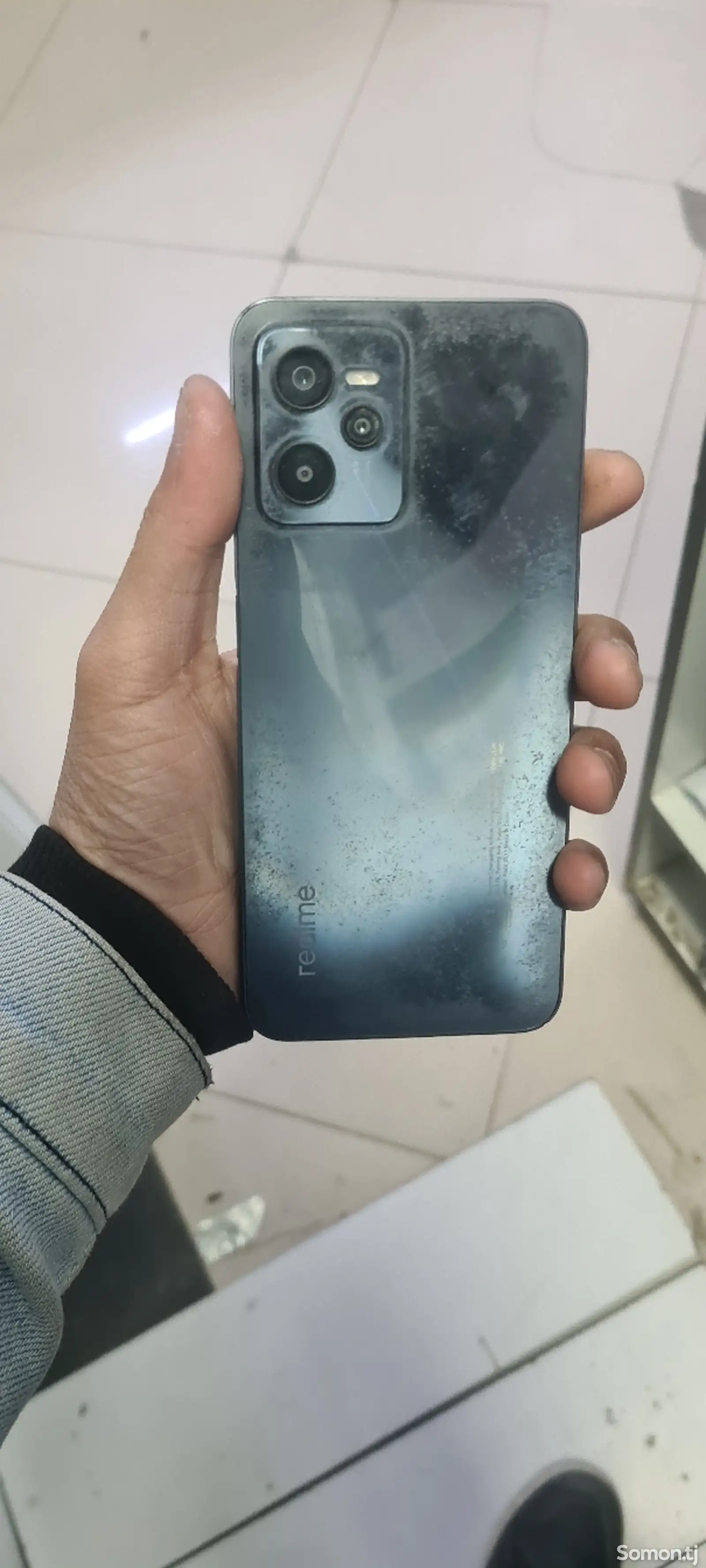 Realme C35-1