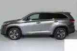 Toyota Highlander, 2017-12