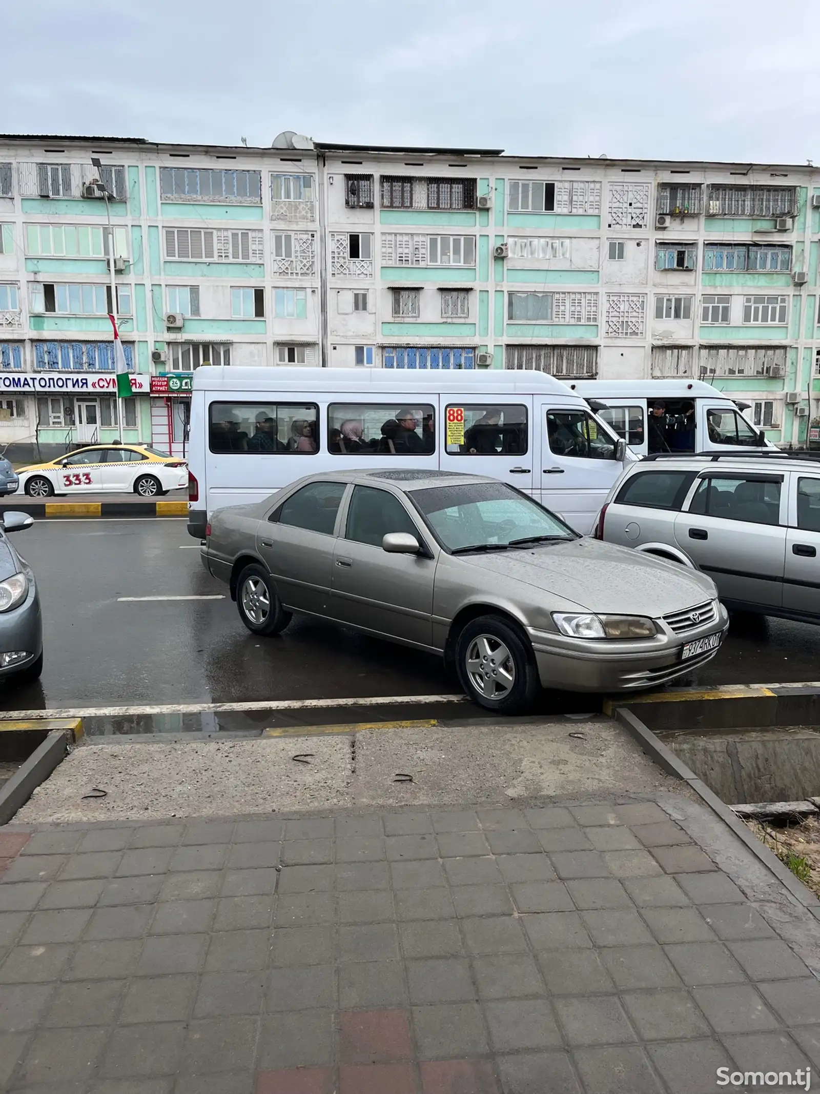 Toyota Camry, 2000-1