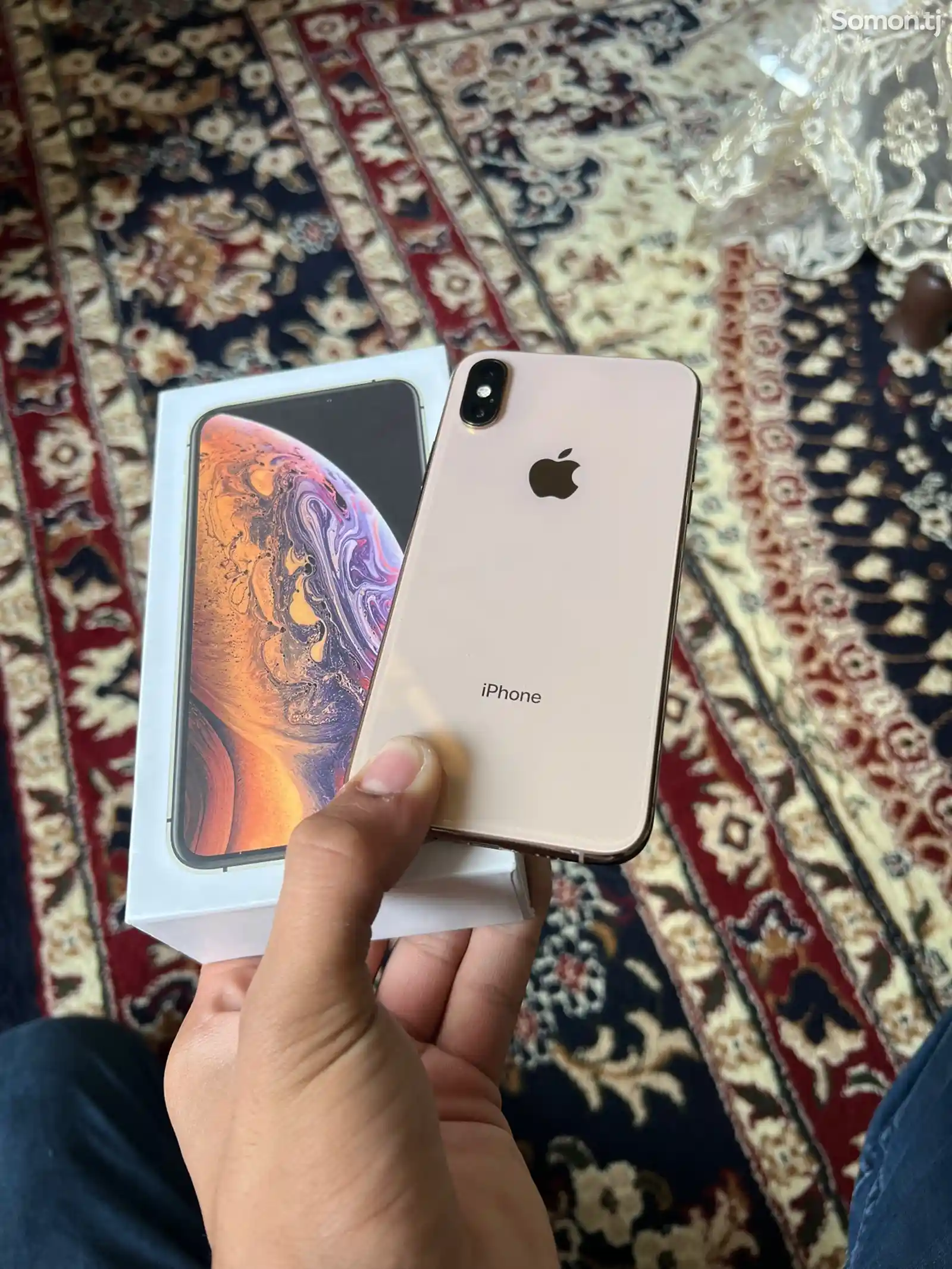 Apple iPhone Xs, 64 gb, Gold-1