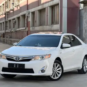 Toyota Camry, 2012