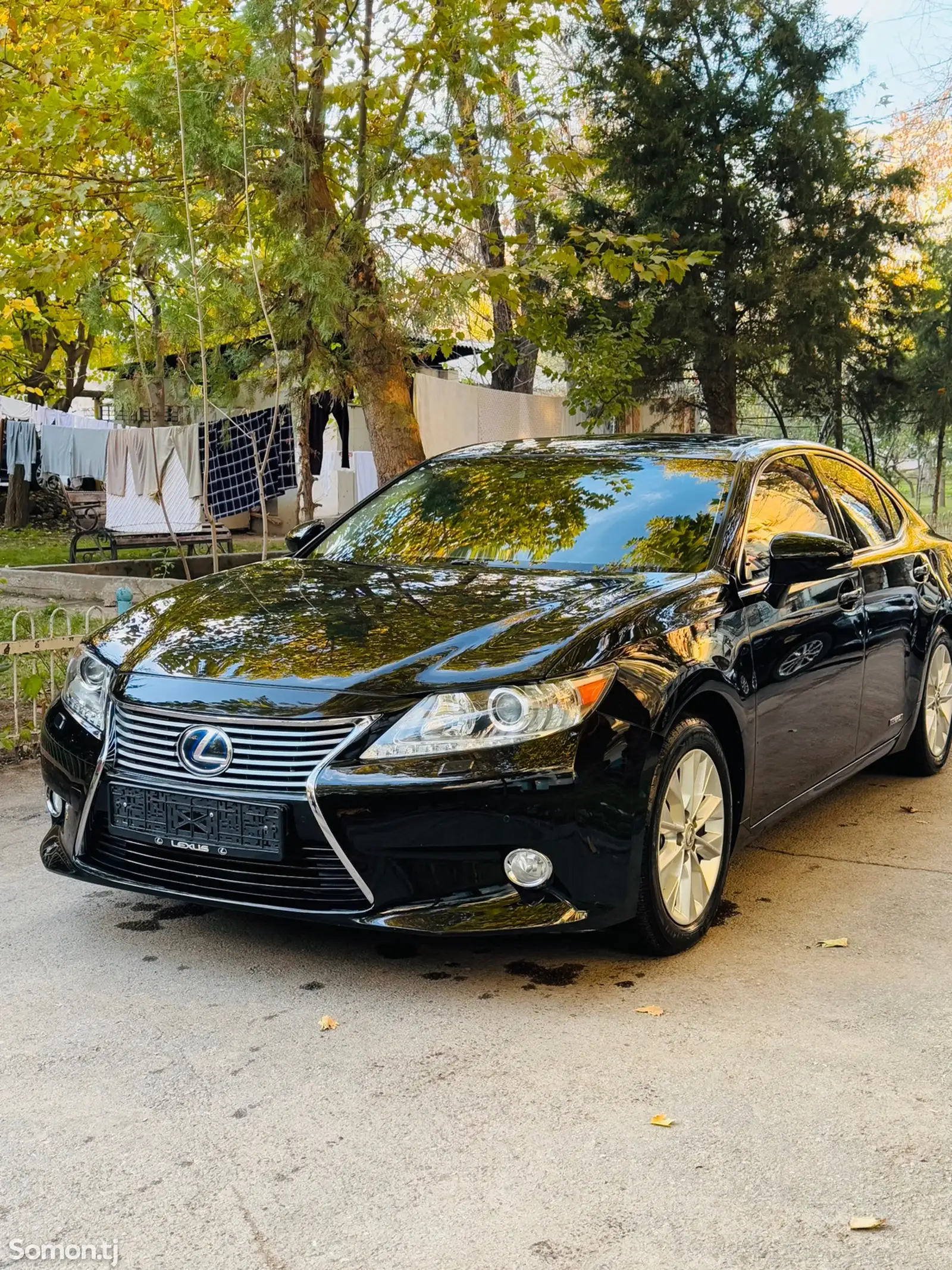 Lexus ES series, 2013-1