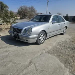 Mercedes-Benz E class, 1996