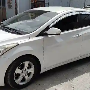 Hyundai Avante, 2011