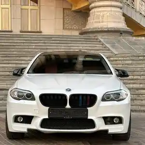 BMW 5 series, 2013