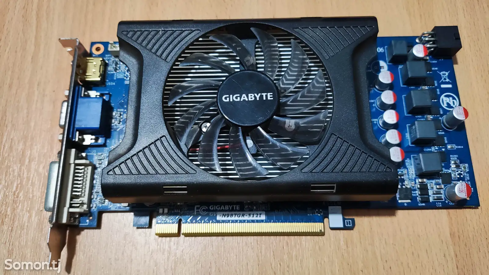 Видеокарта Gigabyte-1