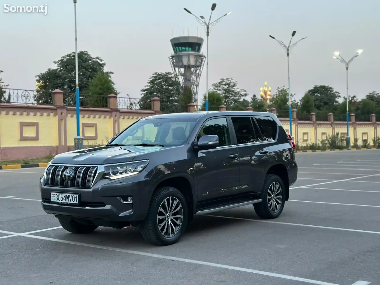 Toyota Land Cruiser Prado, 2023-5