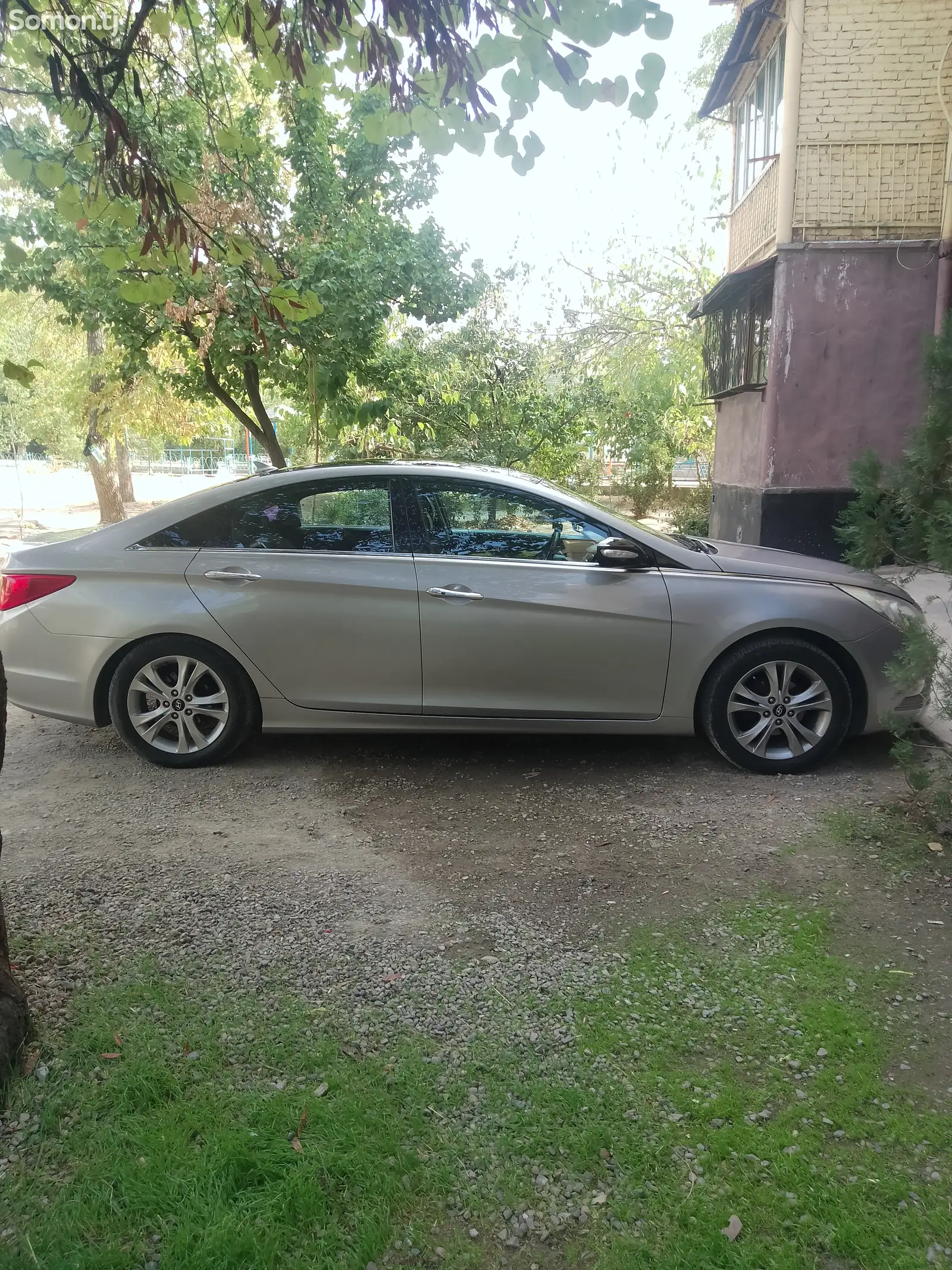 Hyundai Sonata, 2010-8