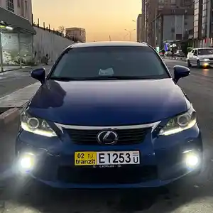 Lexus CT series, 2013