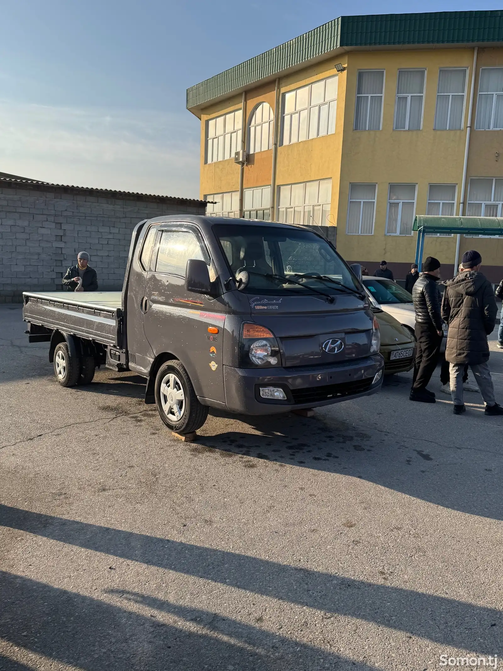 Бортовой автомобиль Hyundai Porter, 2019-1