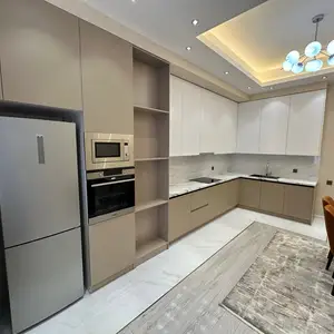 2-комн. квартира, 3 этаж, 60м², ул. Айни, Садбарг